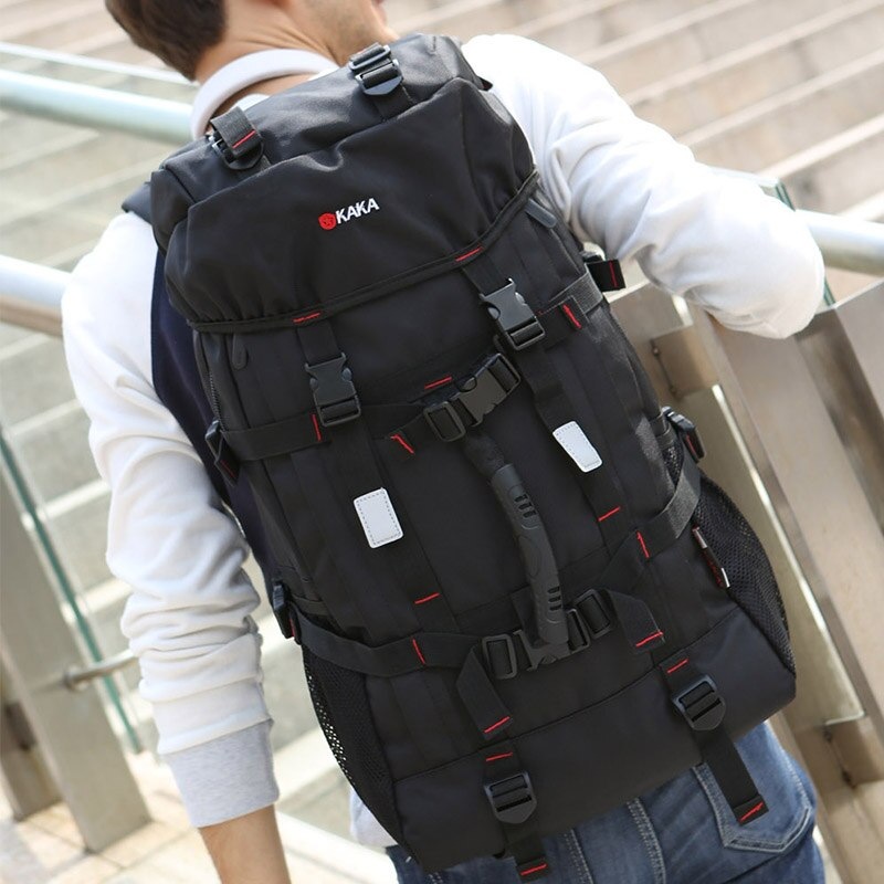 Balo phượt chống nước - Bí quyết để đồng hành an toàn vượt mọi thử thách